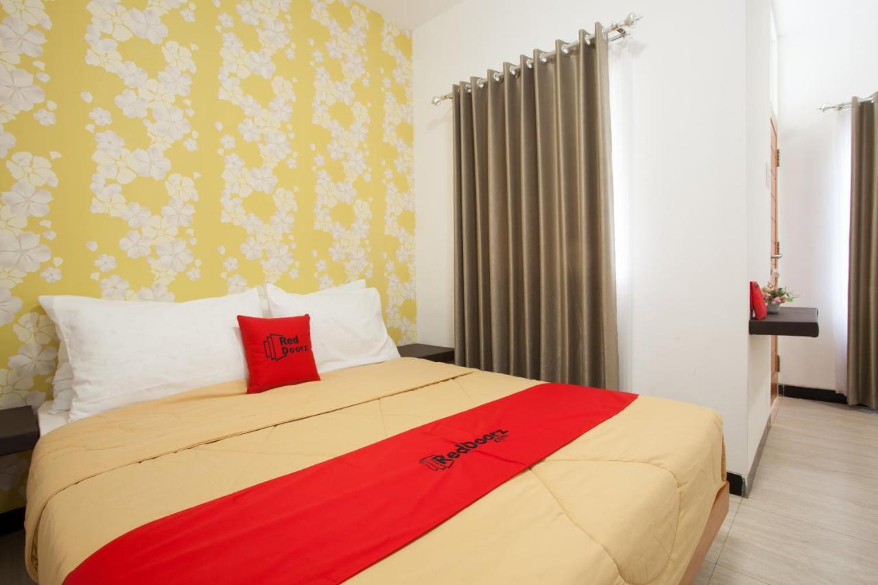Hotel Reddoorz Near Museum Angkut Batu Batu  Exterior foto